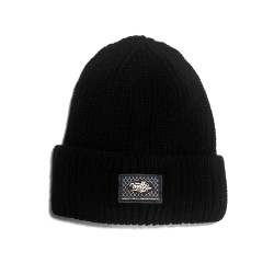 BEANIE CORTO CON PARCHE ECO-CUERO